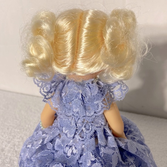 Vintage Handmade Toilet Paper Roll Cover Doll Decor - Picture 10 of 11